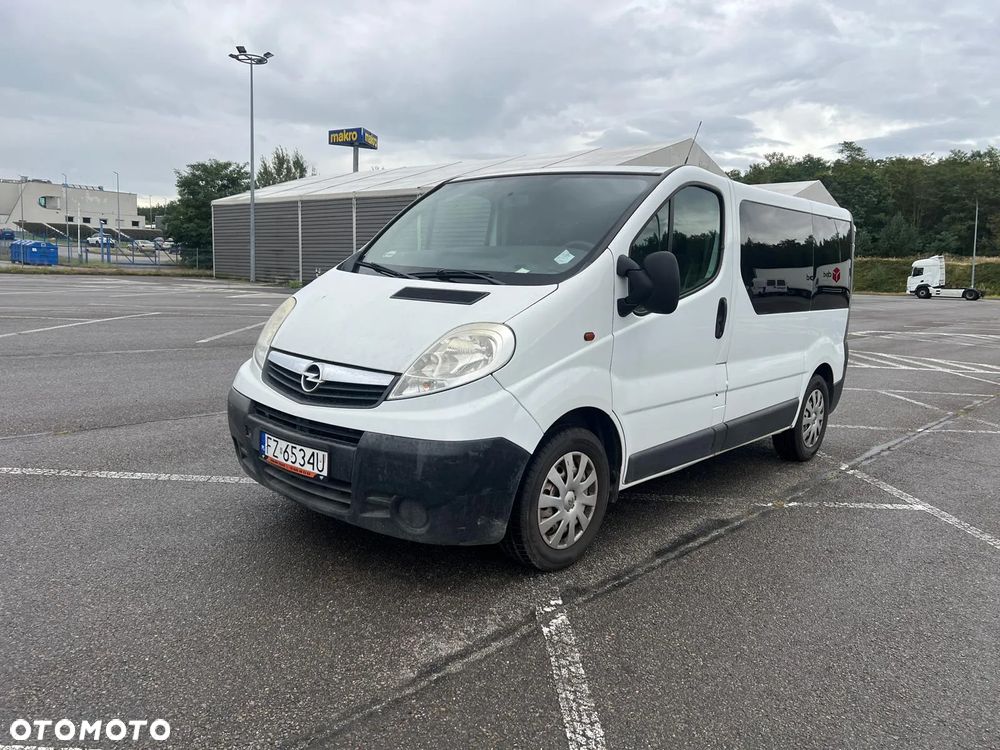 Opel Vivaro - 2