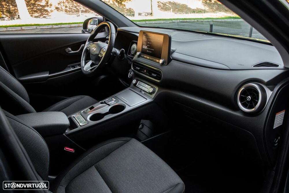 Hyundai Kauai EV 64 kWh Premium - 26