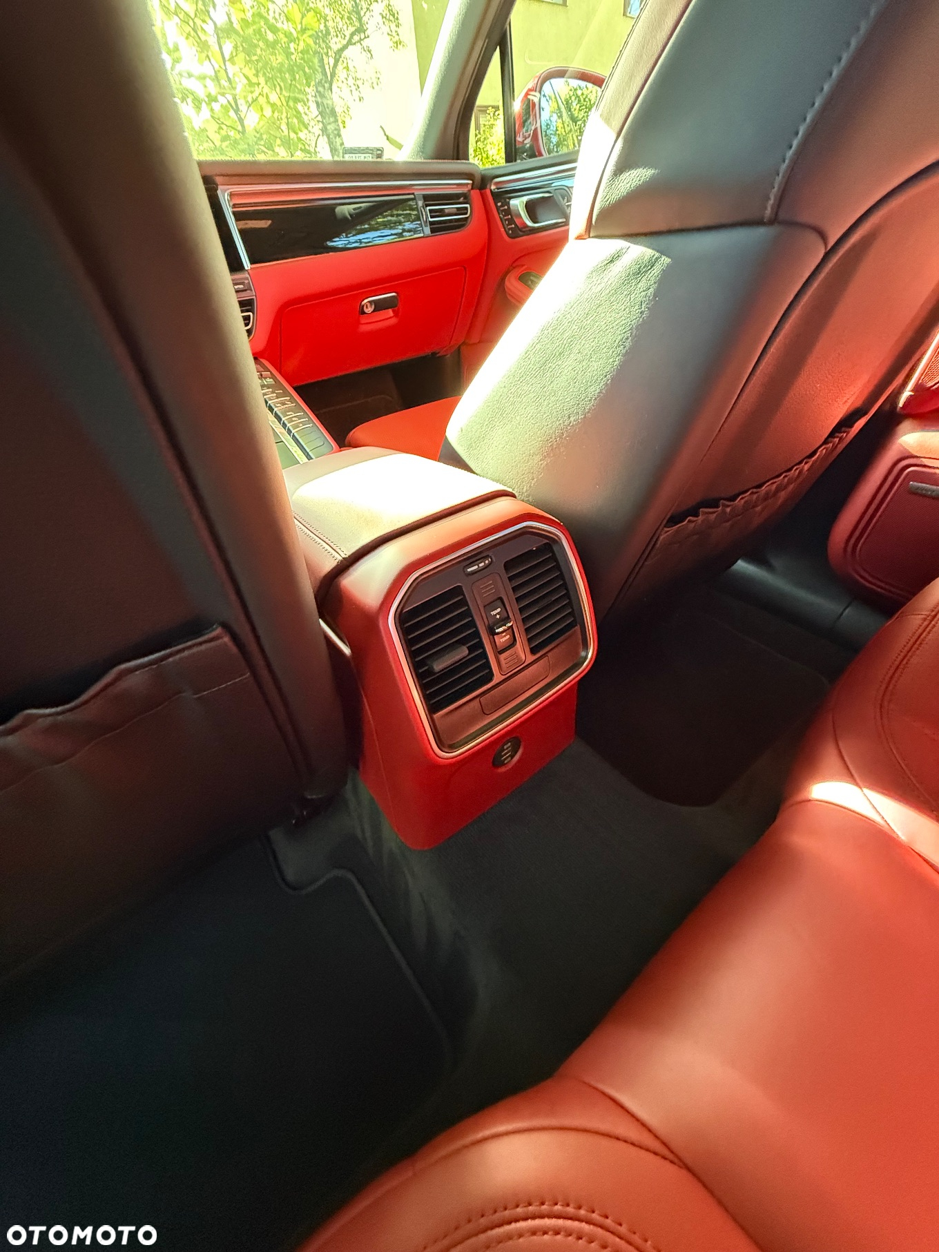 Porsche Macan S - 17