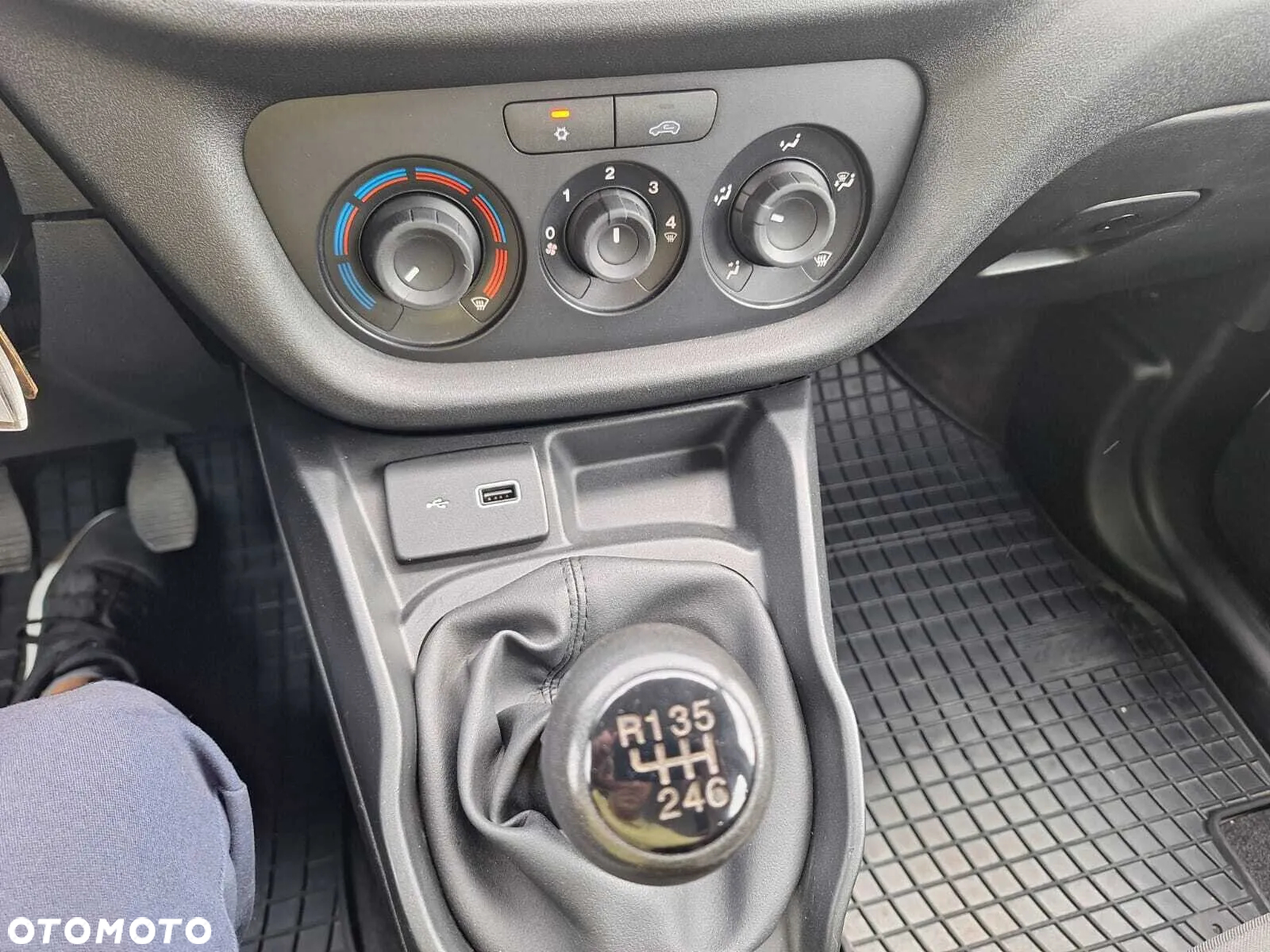 Fiat Doblo Brygadówka - 13