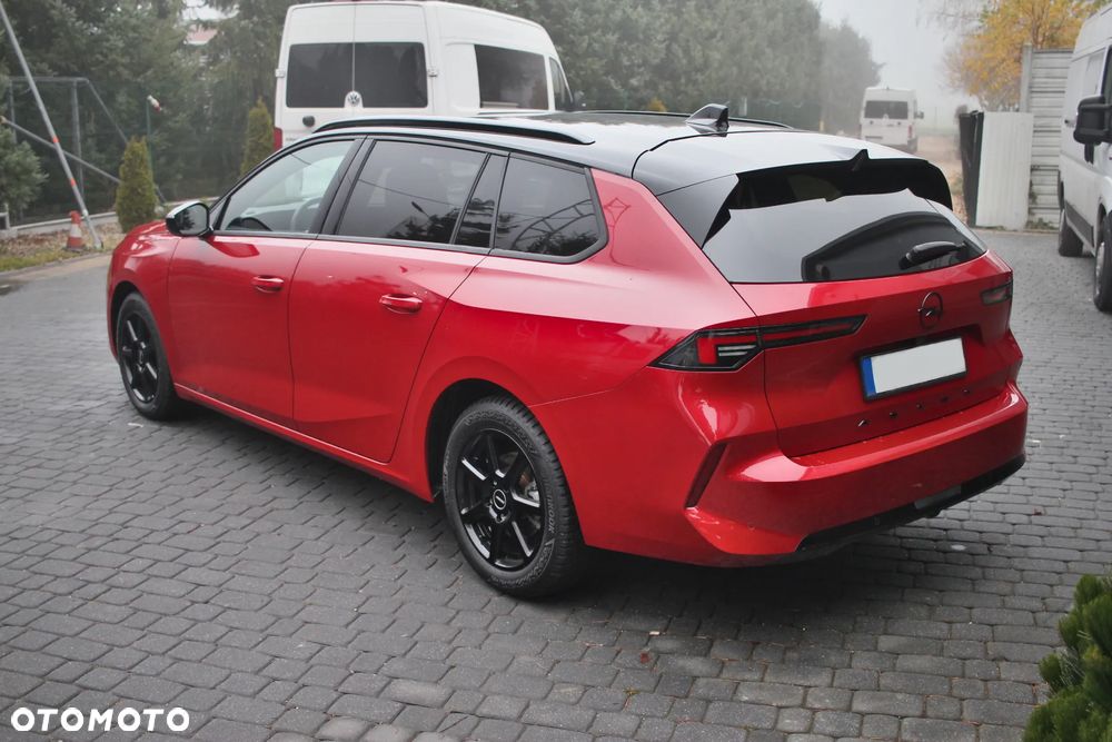 Opel Astra 1.2 Turbo Automatik GS - 3