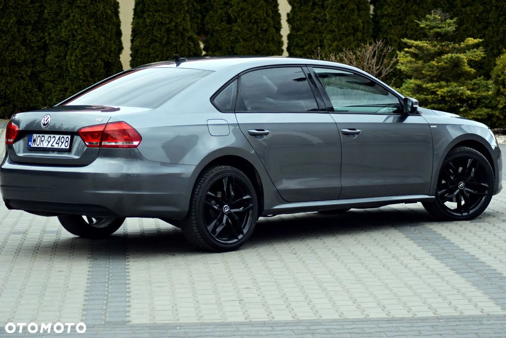 Volkswagen Passat - 24