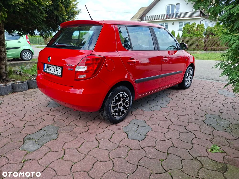Skoda Fabia 1.2 HTP Easy - 2