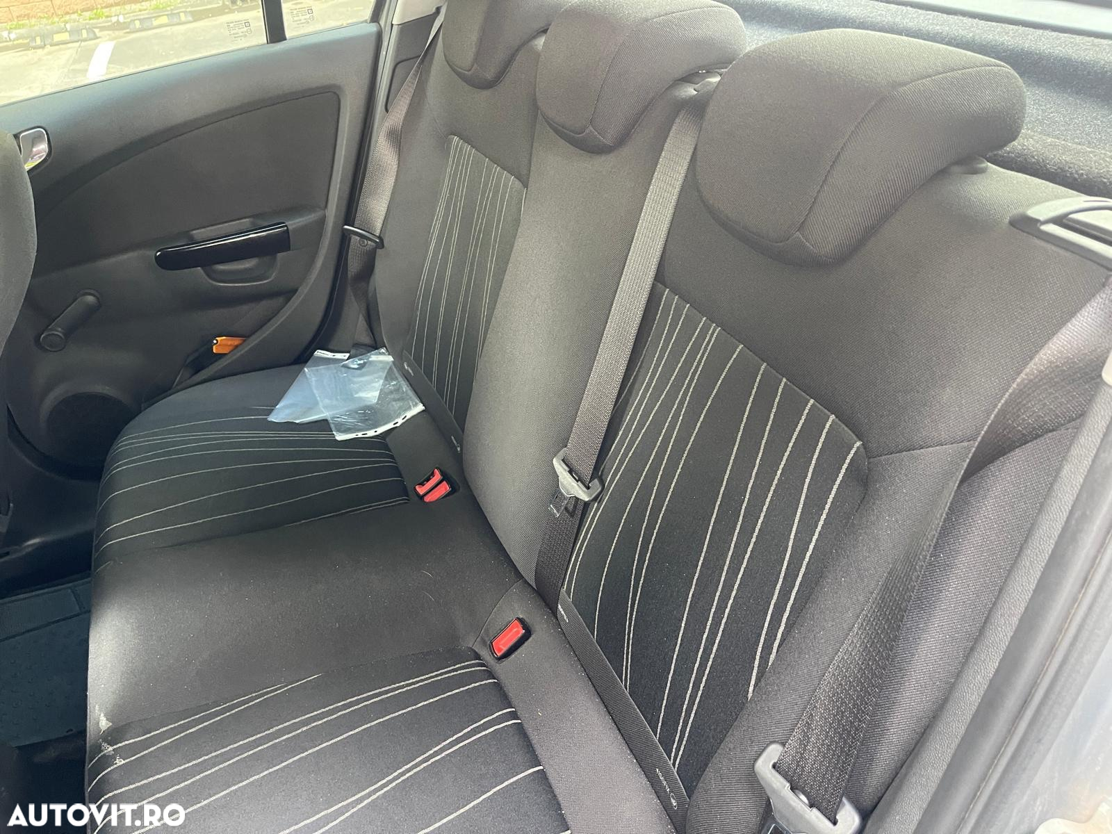 Opel Corsa 1.2 Cosmo - 20