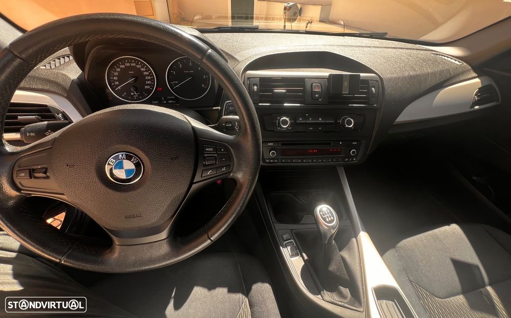BMW 116 d EDynamics Line Urban - 8
