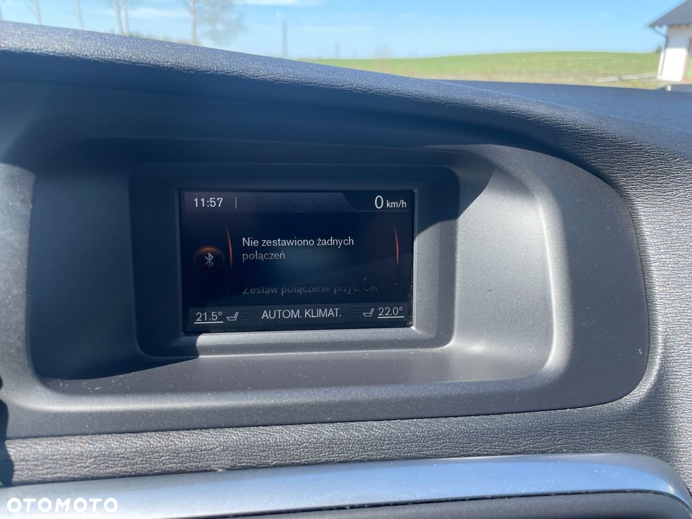 Volvo V40 T3 Kinetic - 12