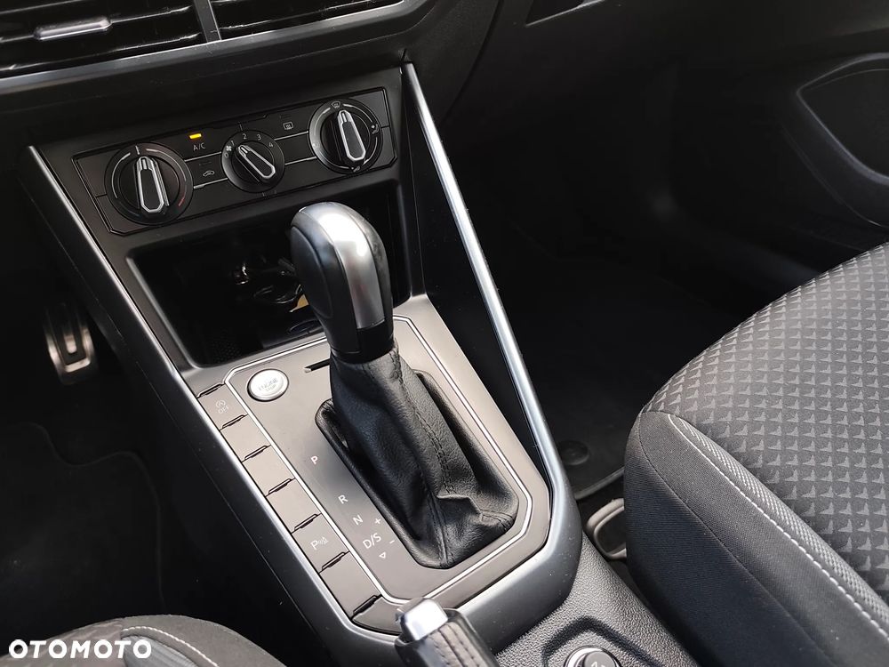 Volkswagen Polo 1.0 TSI DSG OPF Highline - 35