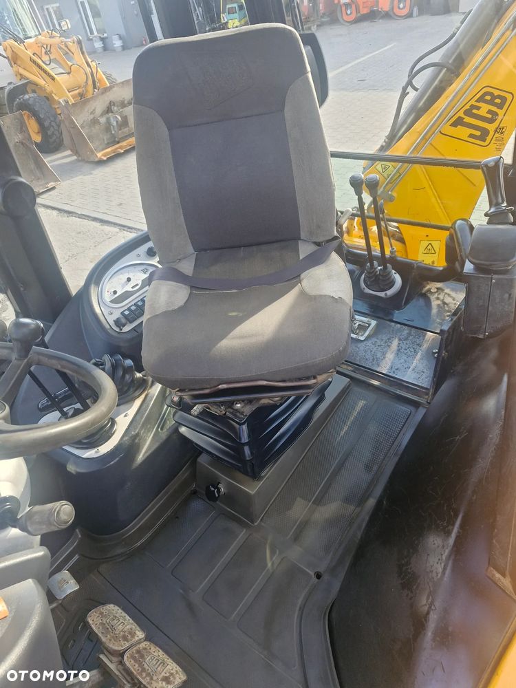 JCB Midi CX-4 - 7