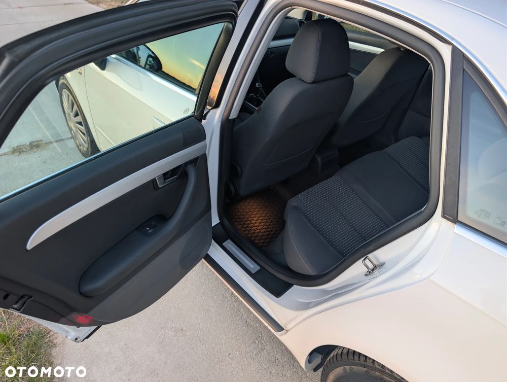 Seat Exeo 2.0 TDI DPF Style - 9