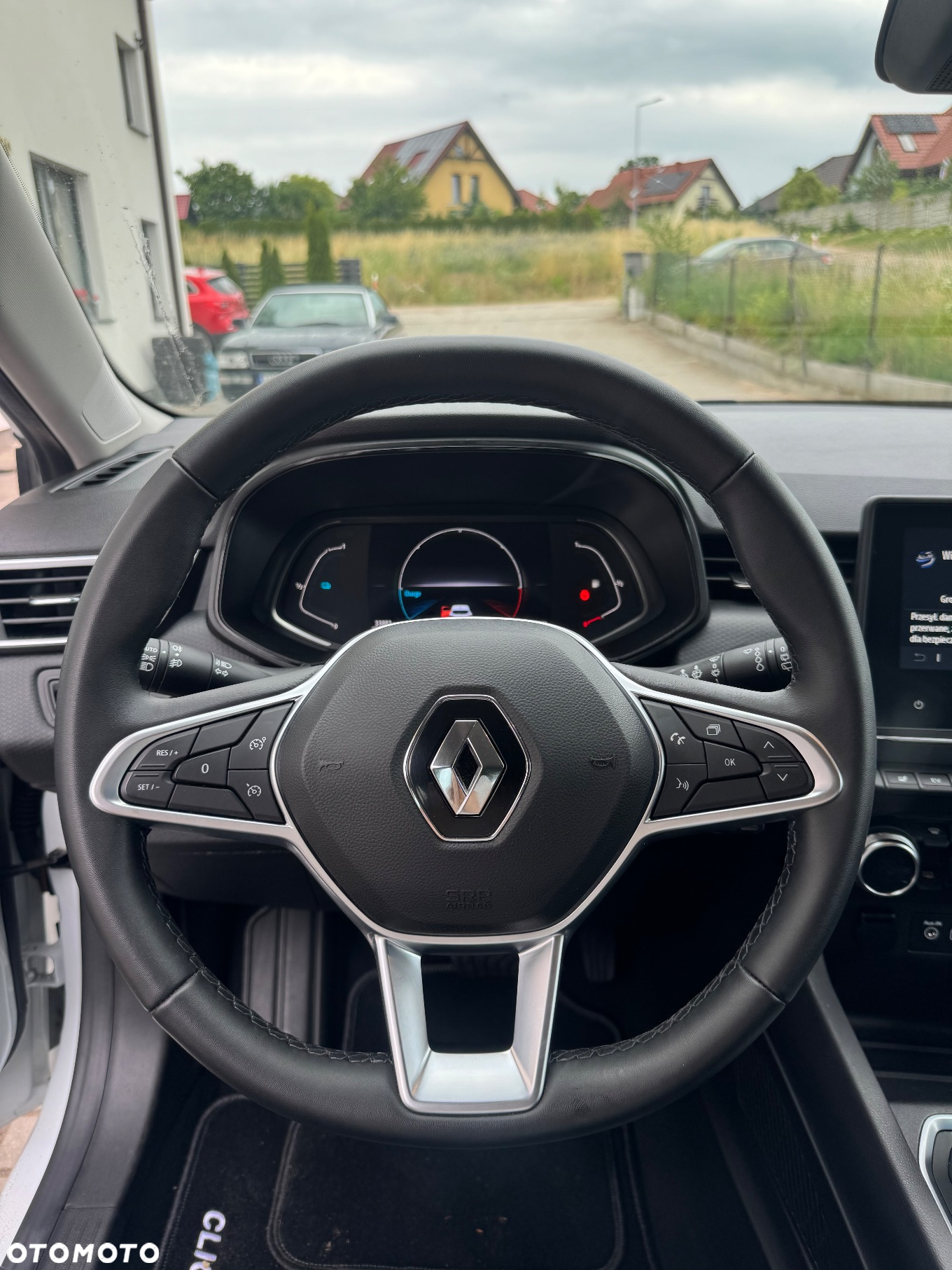 Renault Clio E-TECH Hybrid 140 BUSINESS EDITION - 11