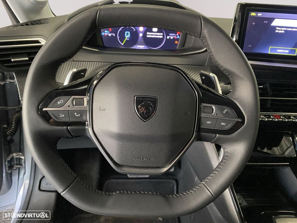 Peugeot 208 1.2 Hybrid Allure e-DCS6 - 12