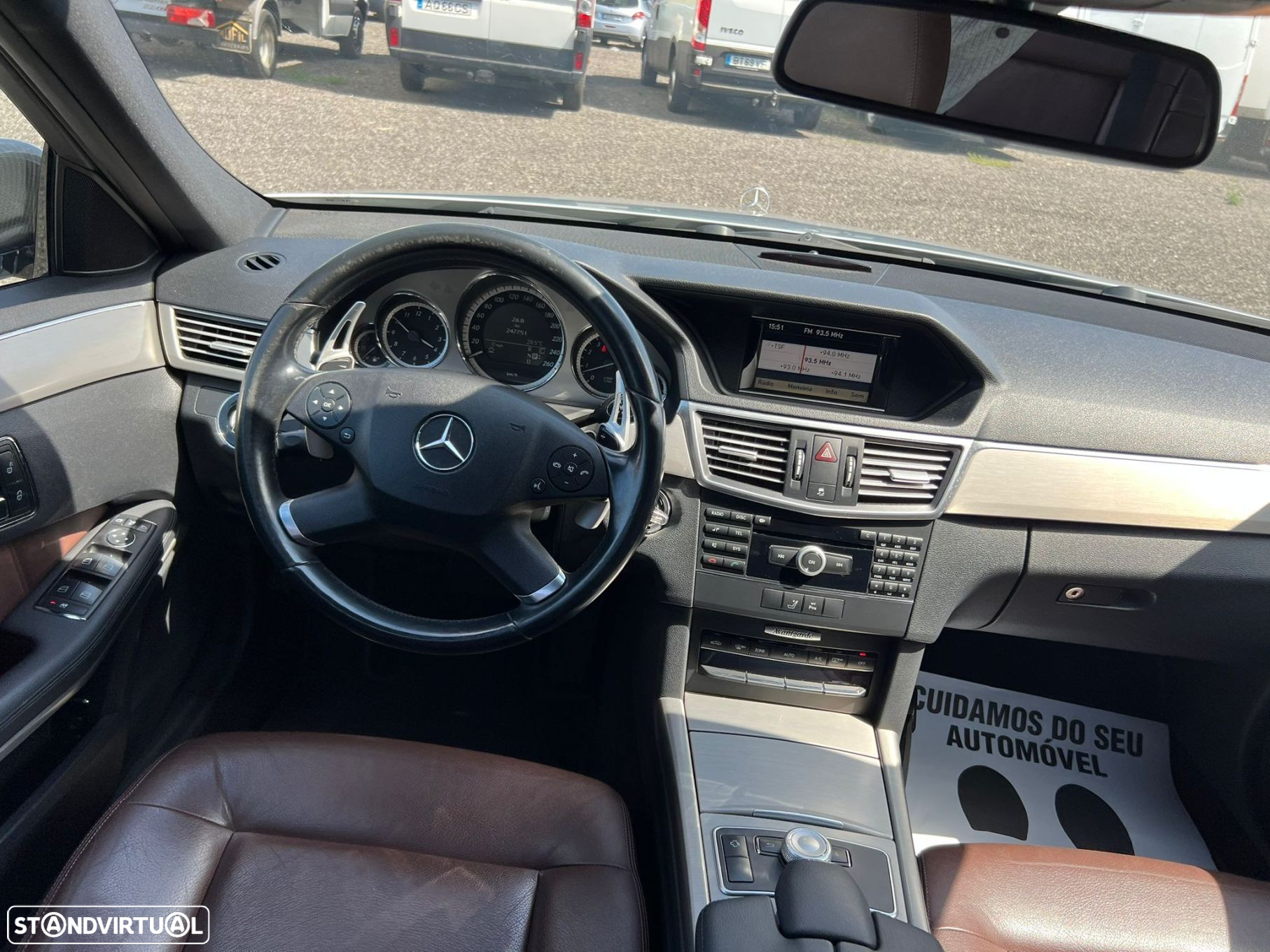 Mercedes-Benz E 350 CGI Avantgarde BlueEfficiency - 21