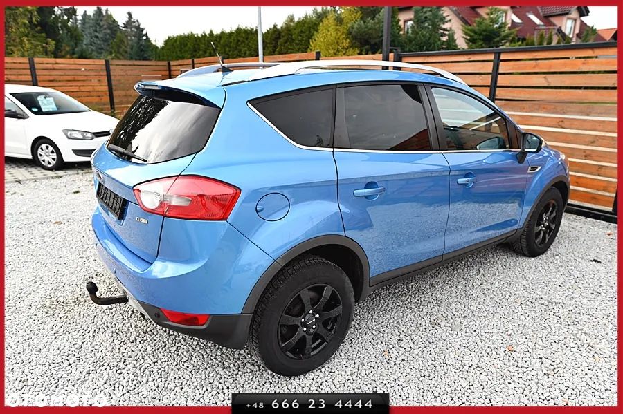 Ford Kuga 2.0 TDCi 2x4 Titanium - 13