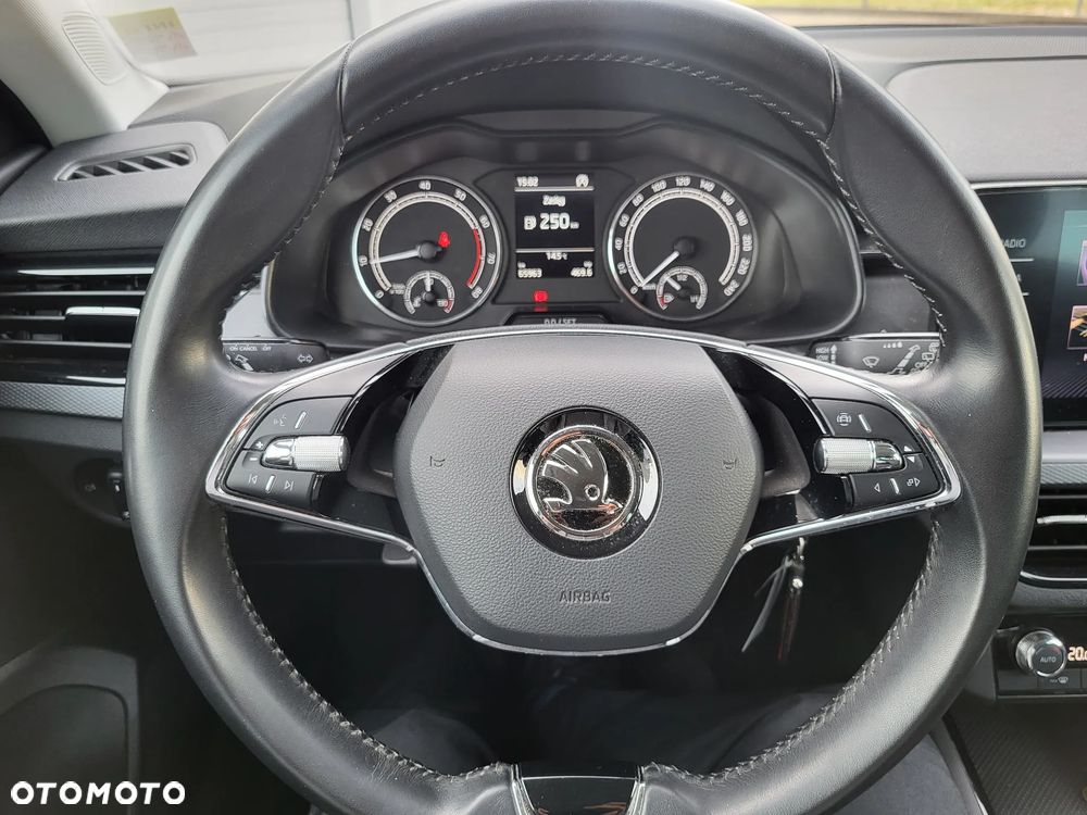 Skoda Kamiq 1.5 TSI Ambition - 30