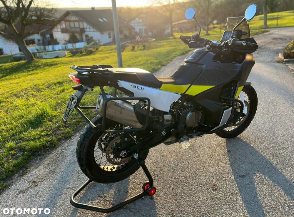 Husqvarna Norden - 23