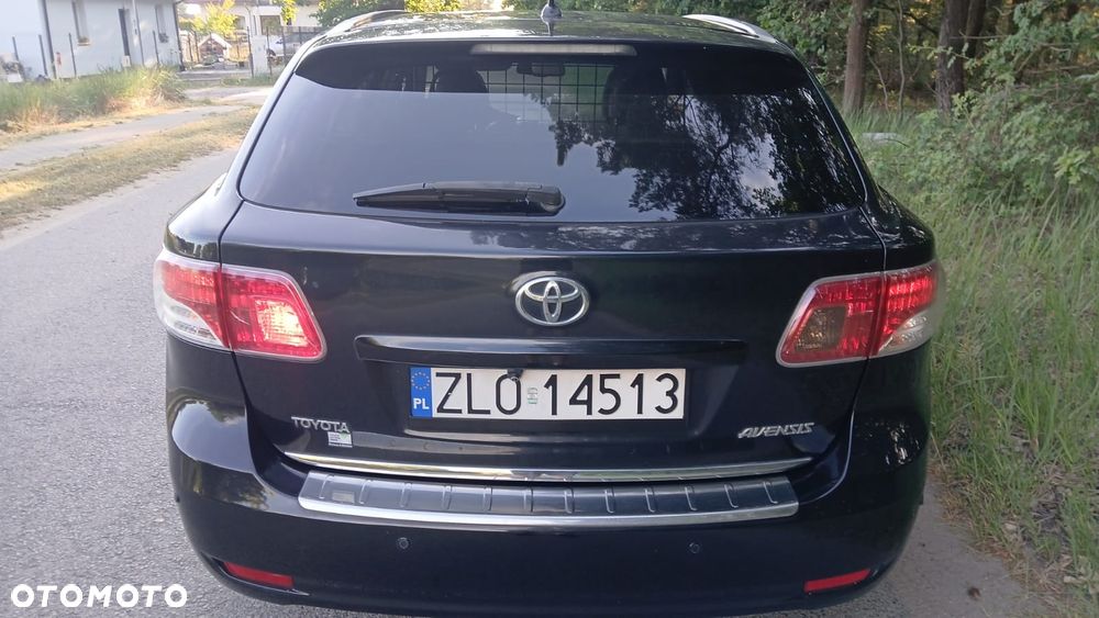 Toyota Avensis - 7