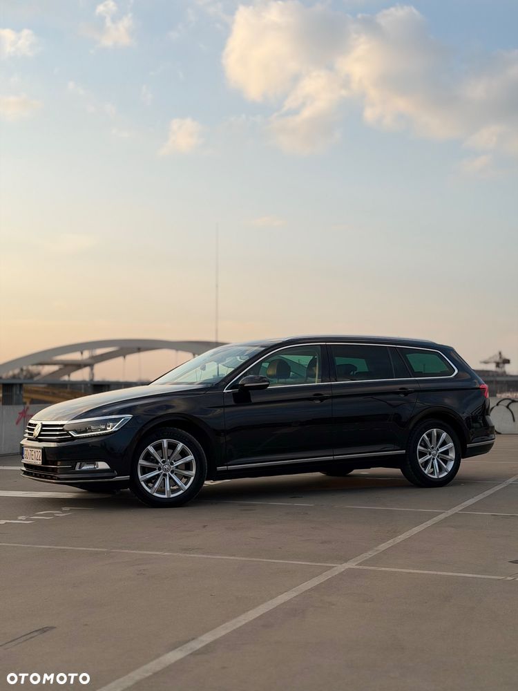 Volkswagen Passat - 2
