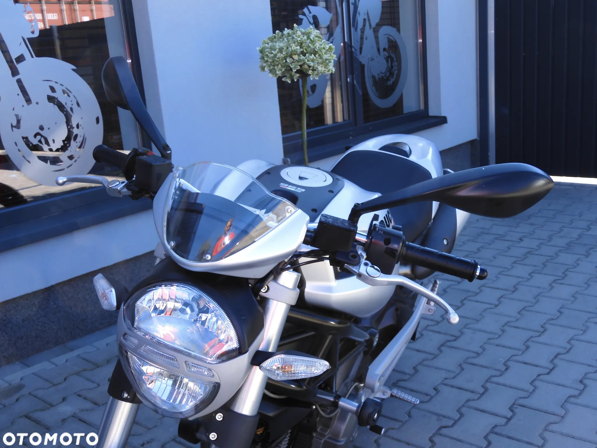 Ducati 696 - 35