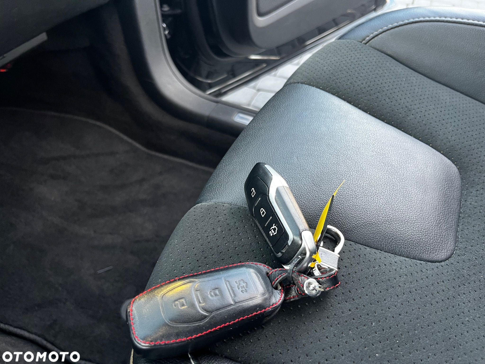 Ford Galaxy 2.0 EcoBoost Titanium - 28