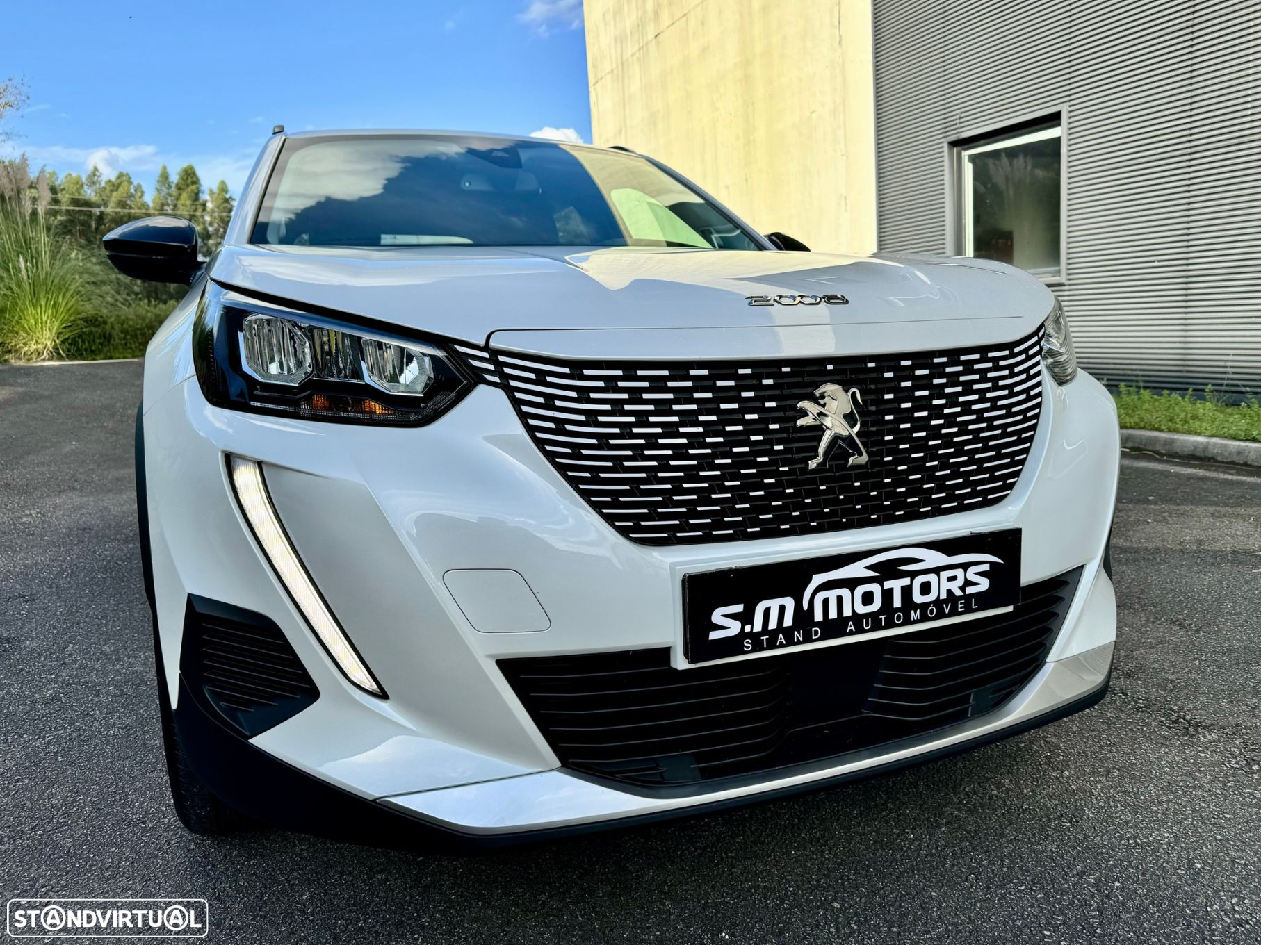 Peugeot e-2008 50 kWh Allure - 4