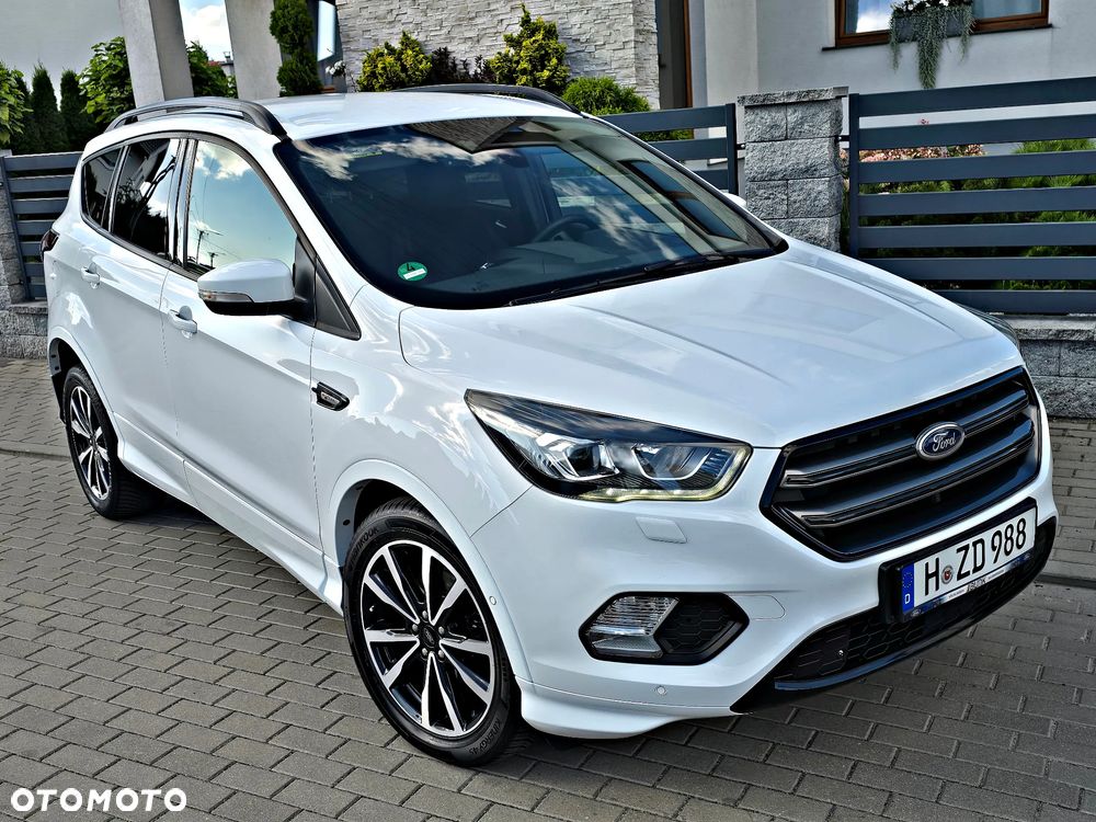 Ford Kuga 1.5 EcoBoost 2x4 ST-Line - 7