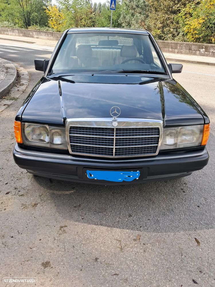 Mercedes-Benz 190 D 2.0 - 12