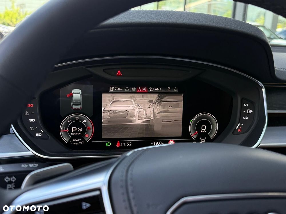 Audi A8 - 17