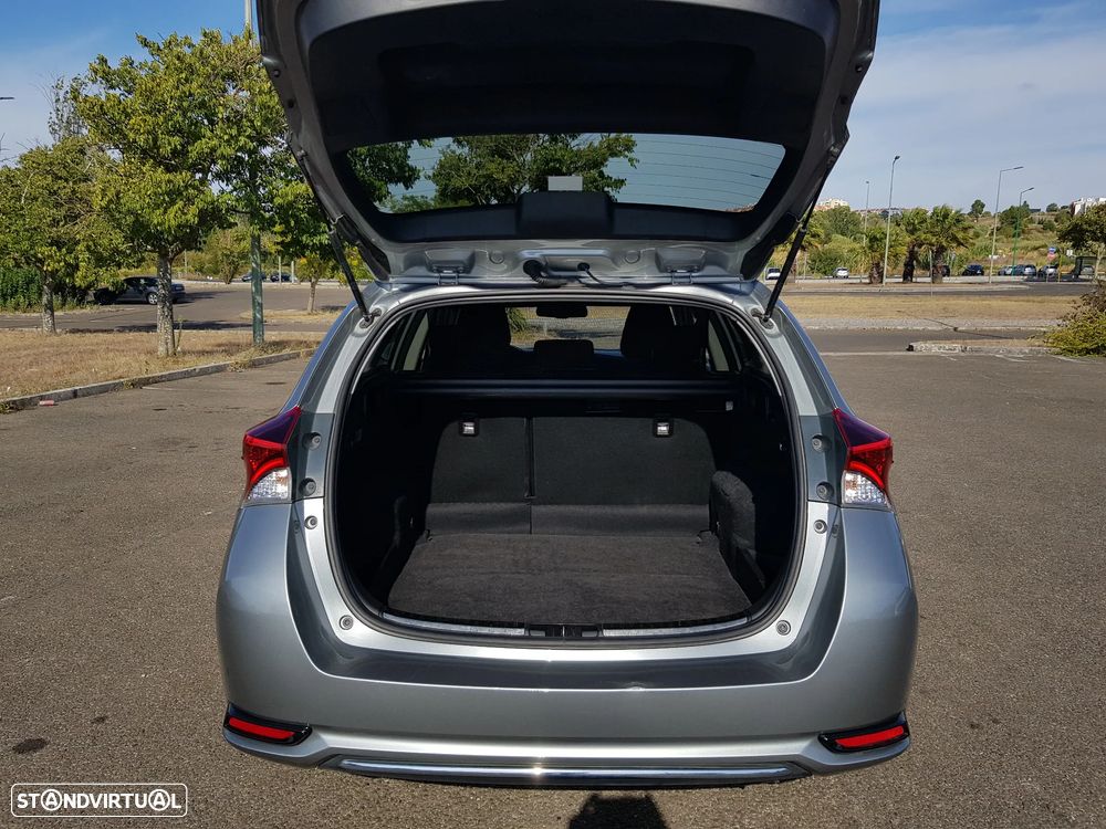 Toyota Auris Touring Sports 1.4 D-4D C.+P.Techo+P.Sport - 47