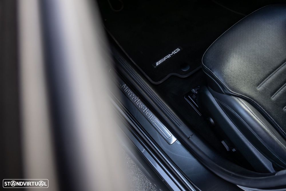 Mercedes-Benz C 300 d AMG Line - 27
