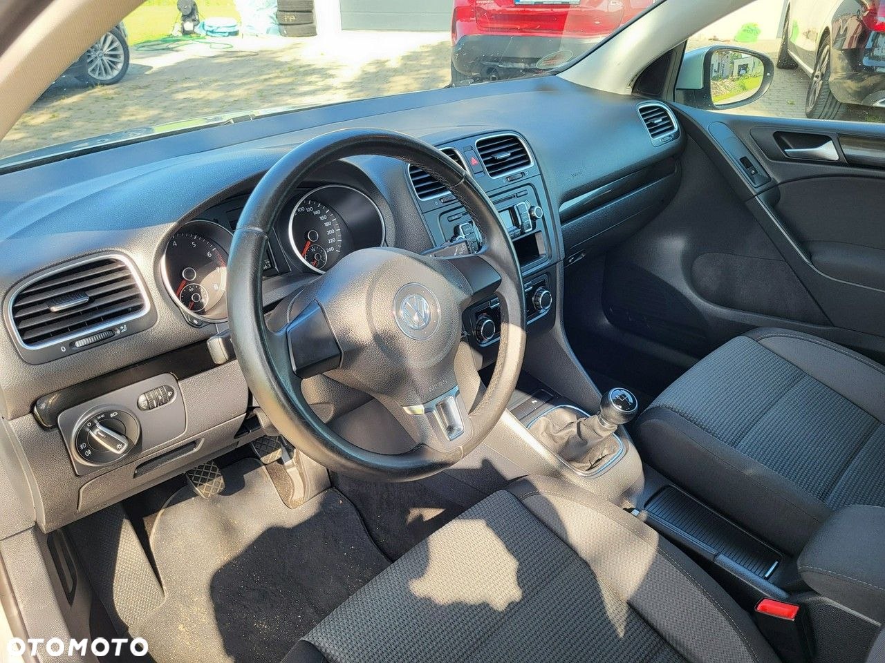 Volkswagen Golf V 1.4 Comfortline - 11