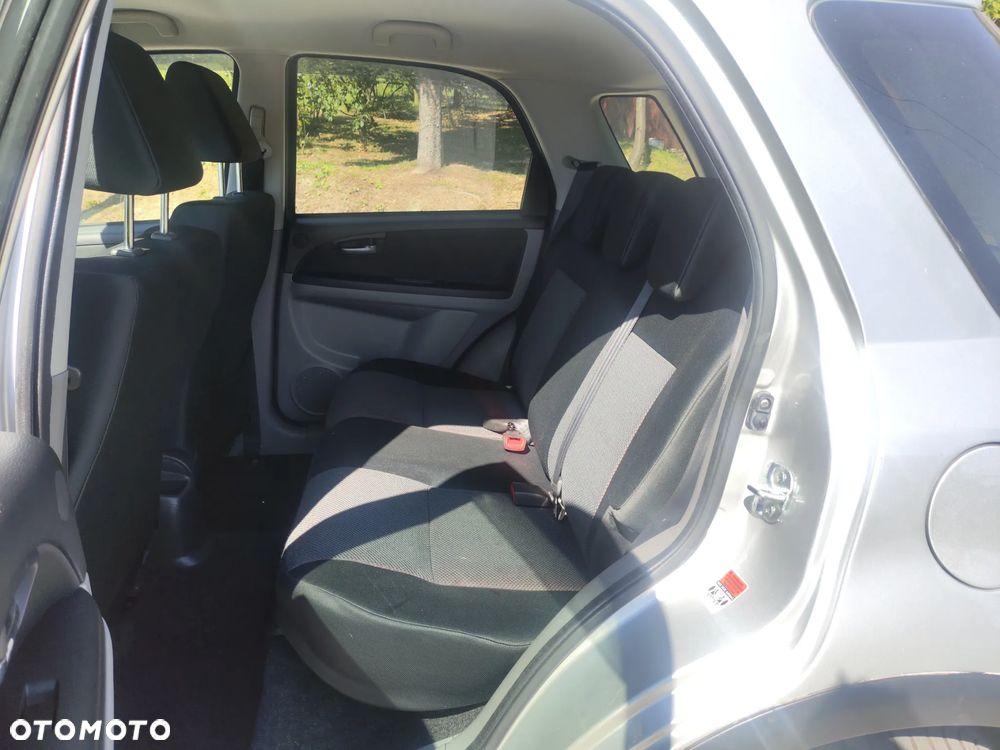 Suzuki SX4 1.6 VVT 4x4 Club - 14