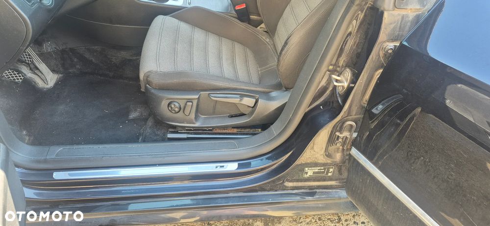 Volkswagen Passat CC 2.0 TDI DPF - 10