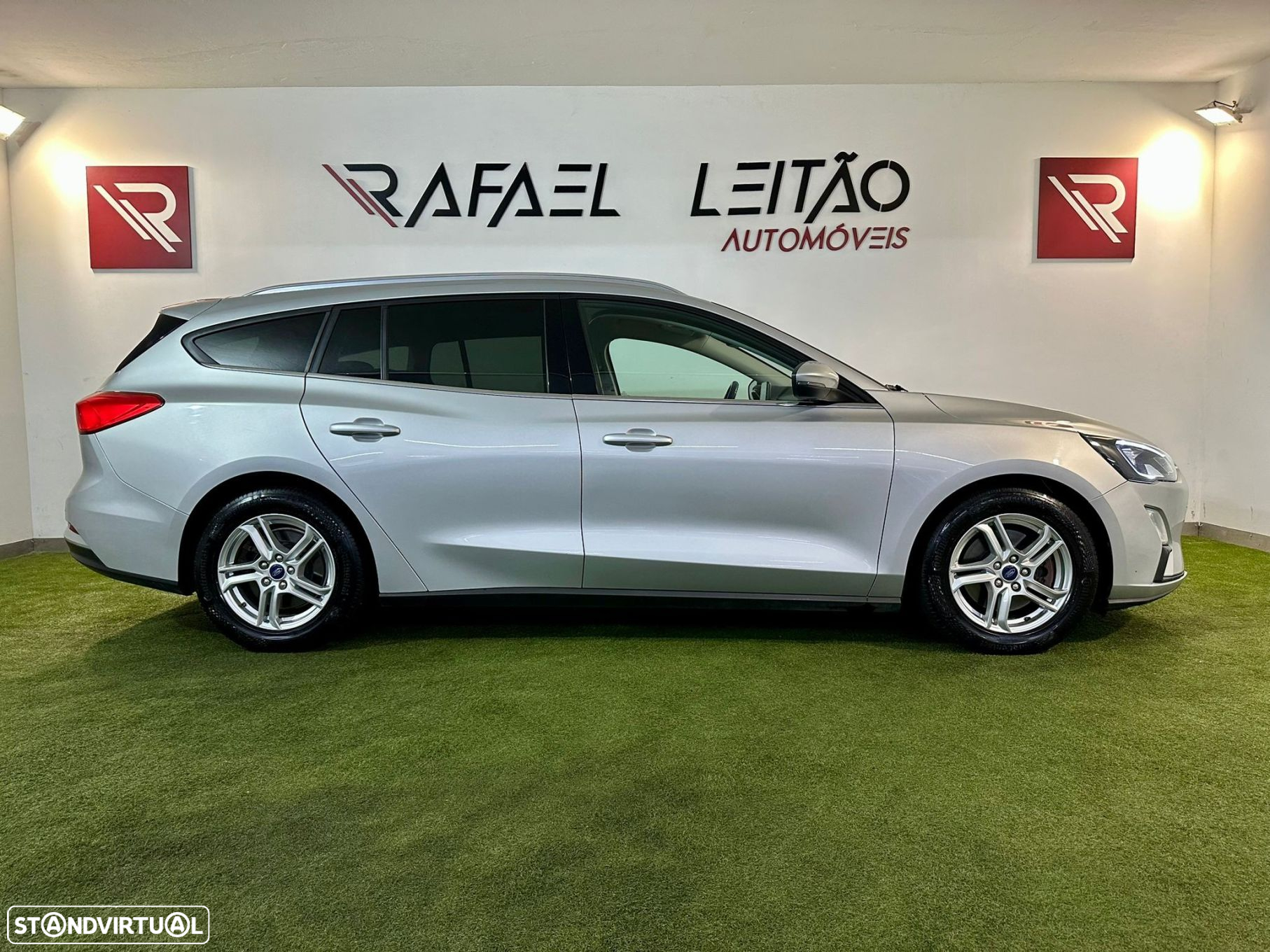 Ford Focus SW 1.5 TDCi EcoBlue Connected - 5