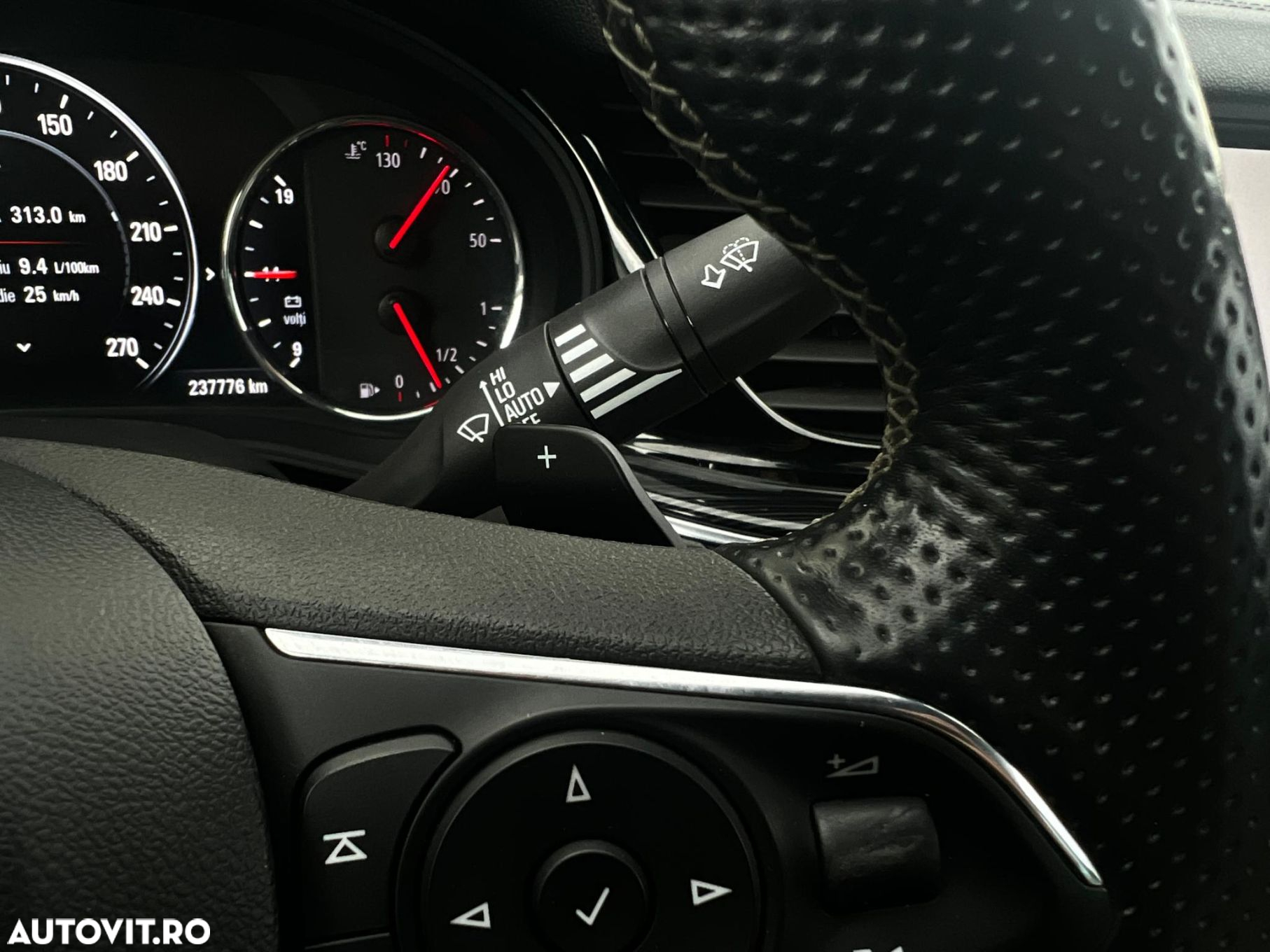 Opel Insignia - 21