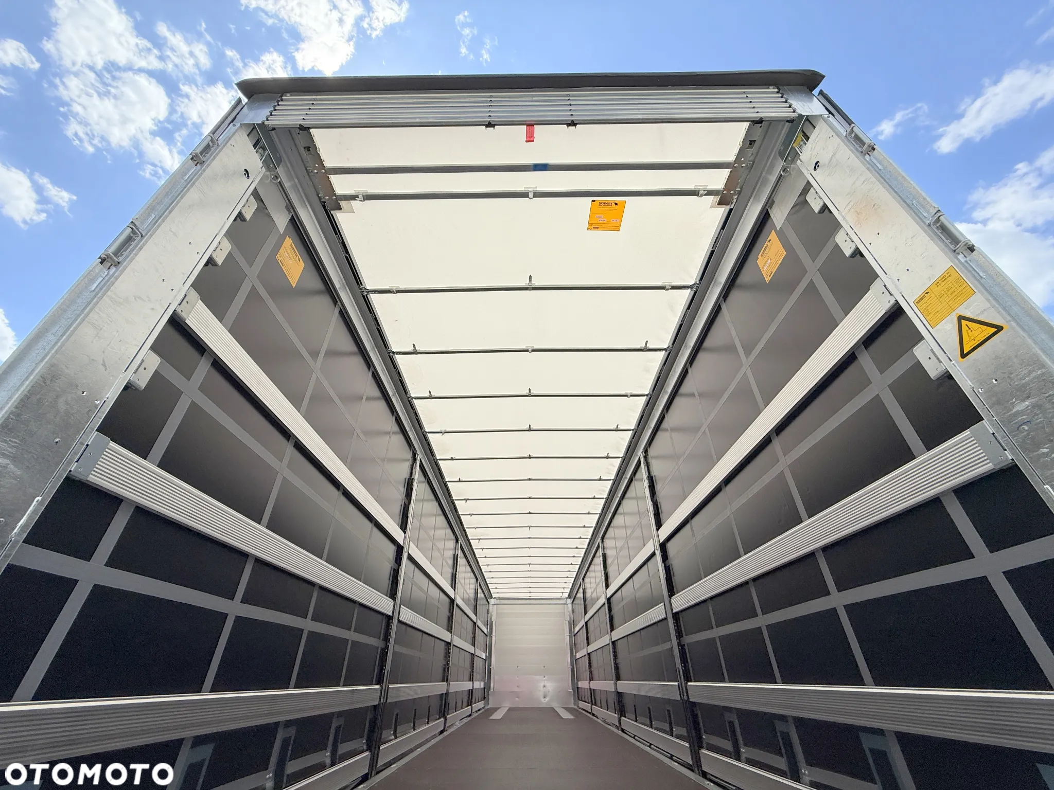 Schmitz Cargobull VARIOS + SKRZYNKA - 15