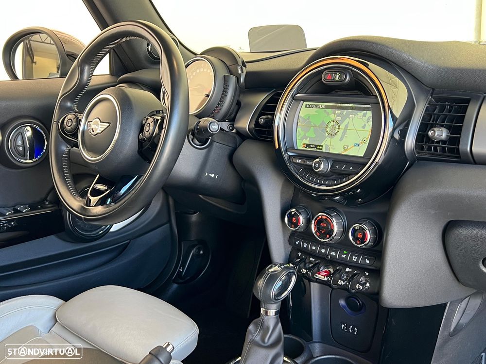 MINI Cabrio Cooper Auto. Yours - 36