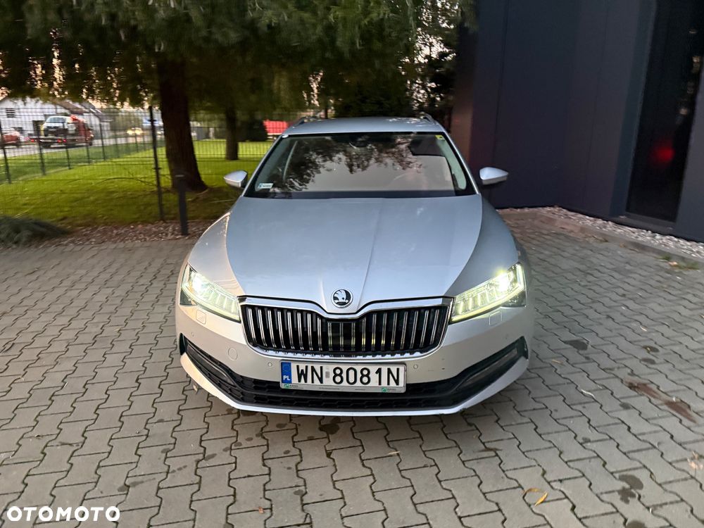 Skoda Superb 2.0 TDI SCR Ambition - 8