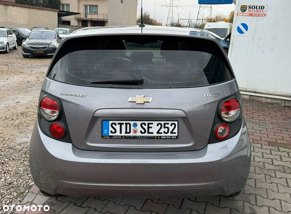 Chevrolet Aveo 1.2 LT - 4
