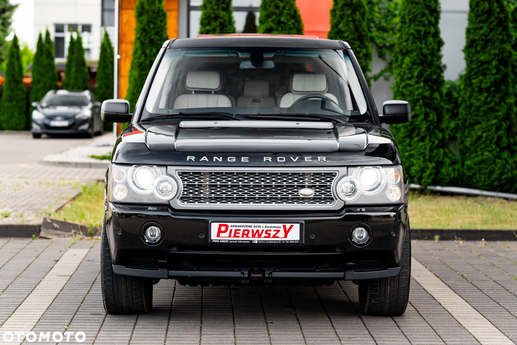 Land Rover Range Rover V8 Supercharged - 13