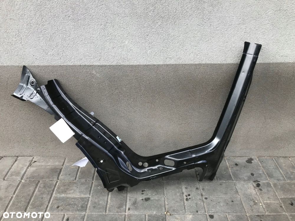 audi a4 b8 wzmocnienie błotnika tył 8k9809737 - 1