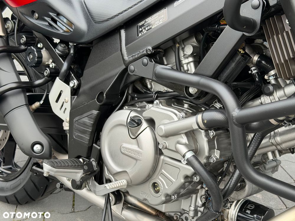 Suzuki V-STROM - 19