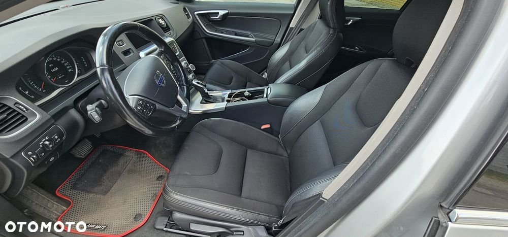 Volvo V60 D4 Drive-E Base - 11
