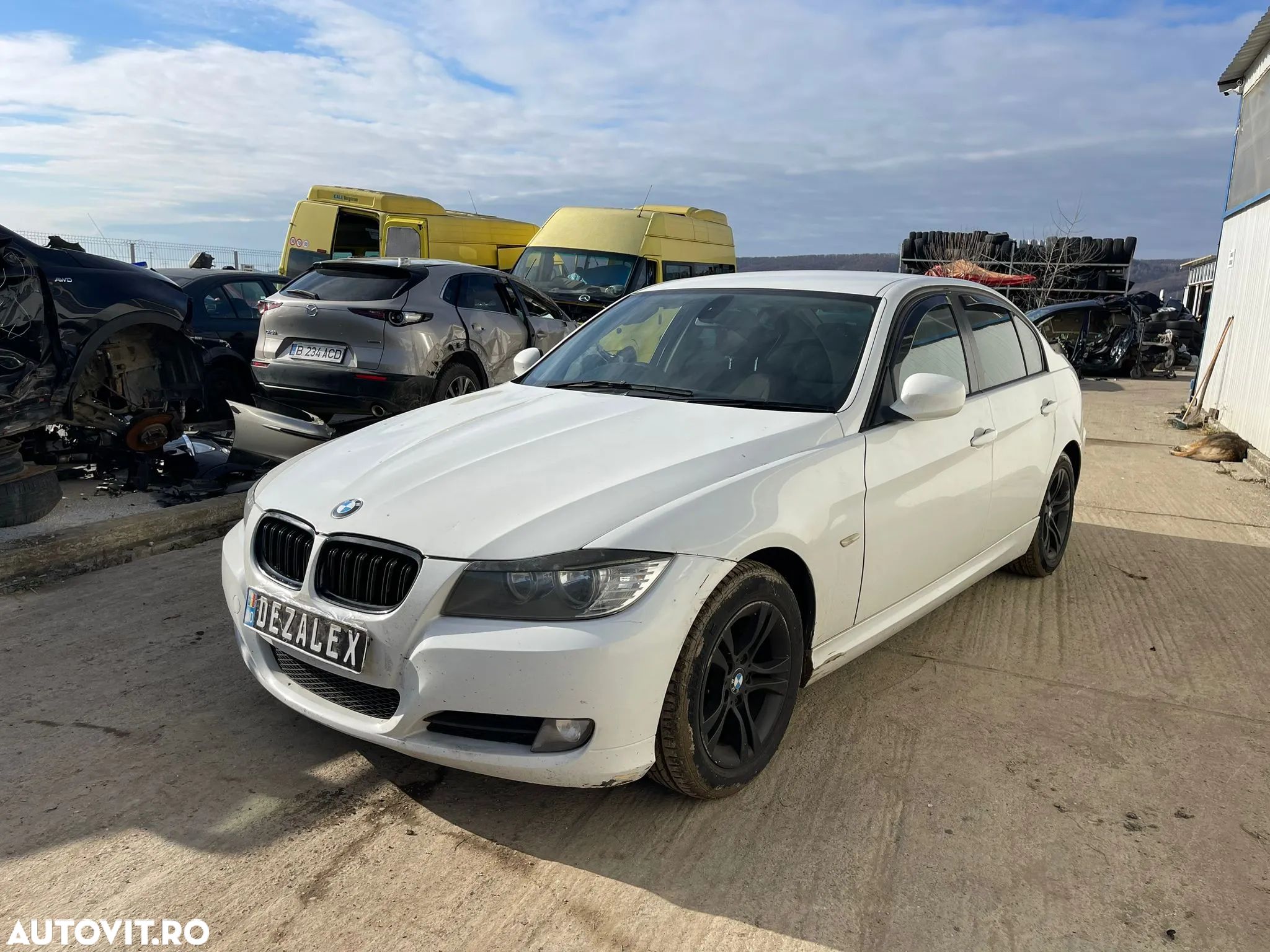 Dezmembrari BMW E90 320d / N47D20C - 1