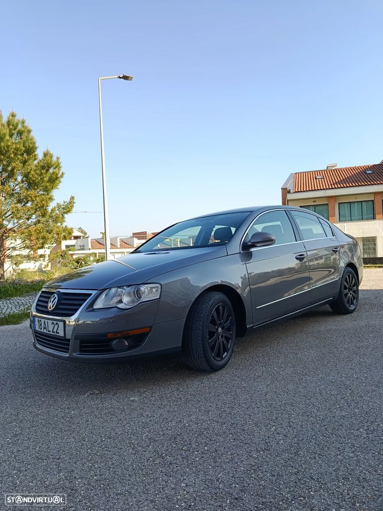 VW Passat 2.0 TDI Highline DSG - 16