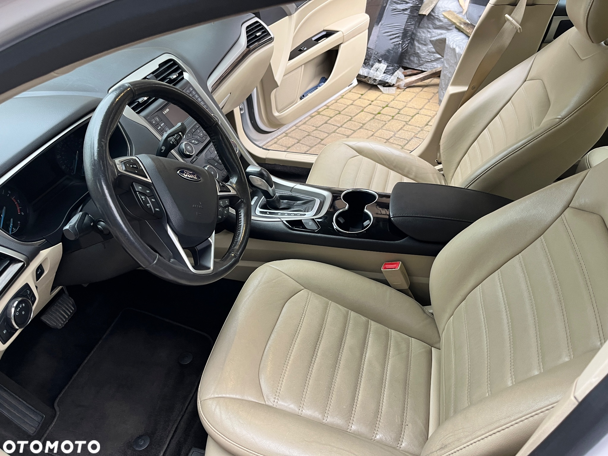 Ford Fusion 2.0 EcoBoost Titanium - 9