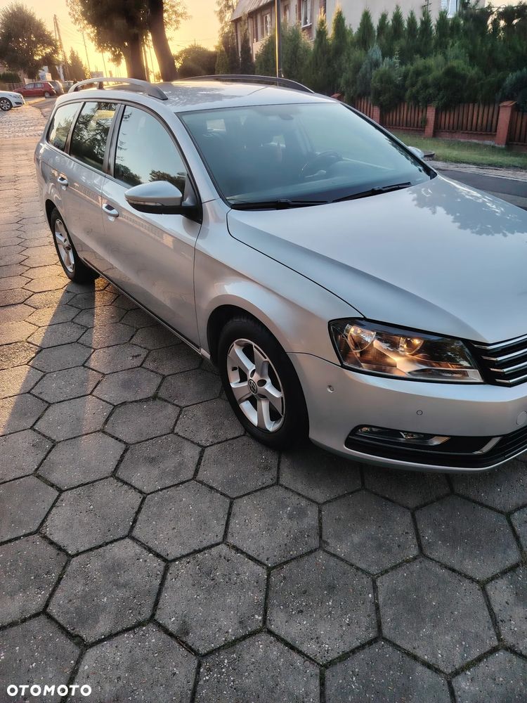 Volkswagen Passat 2011 photo 3