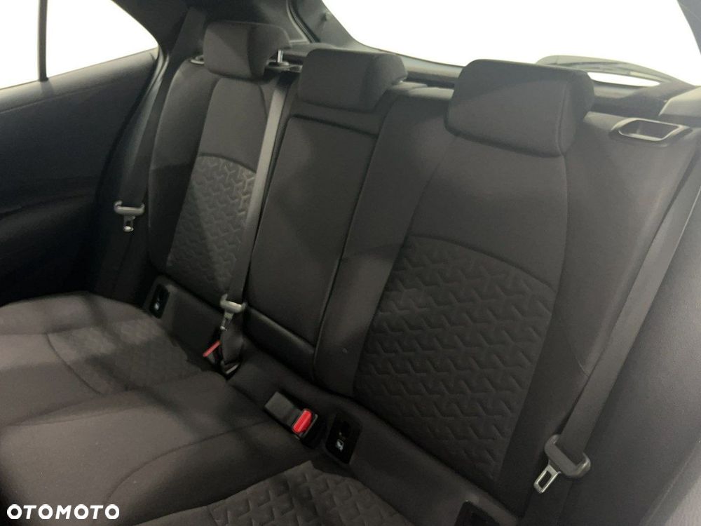 Toyota Corolla - 12