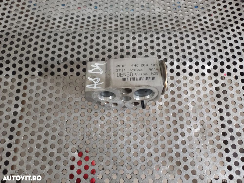 Cupla Calorifer Clima Bord Audi A8 4H D4 An 2010-2011-2012-2013-2014-2015-2016-2017 Volan Stanga Co - 3