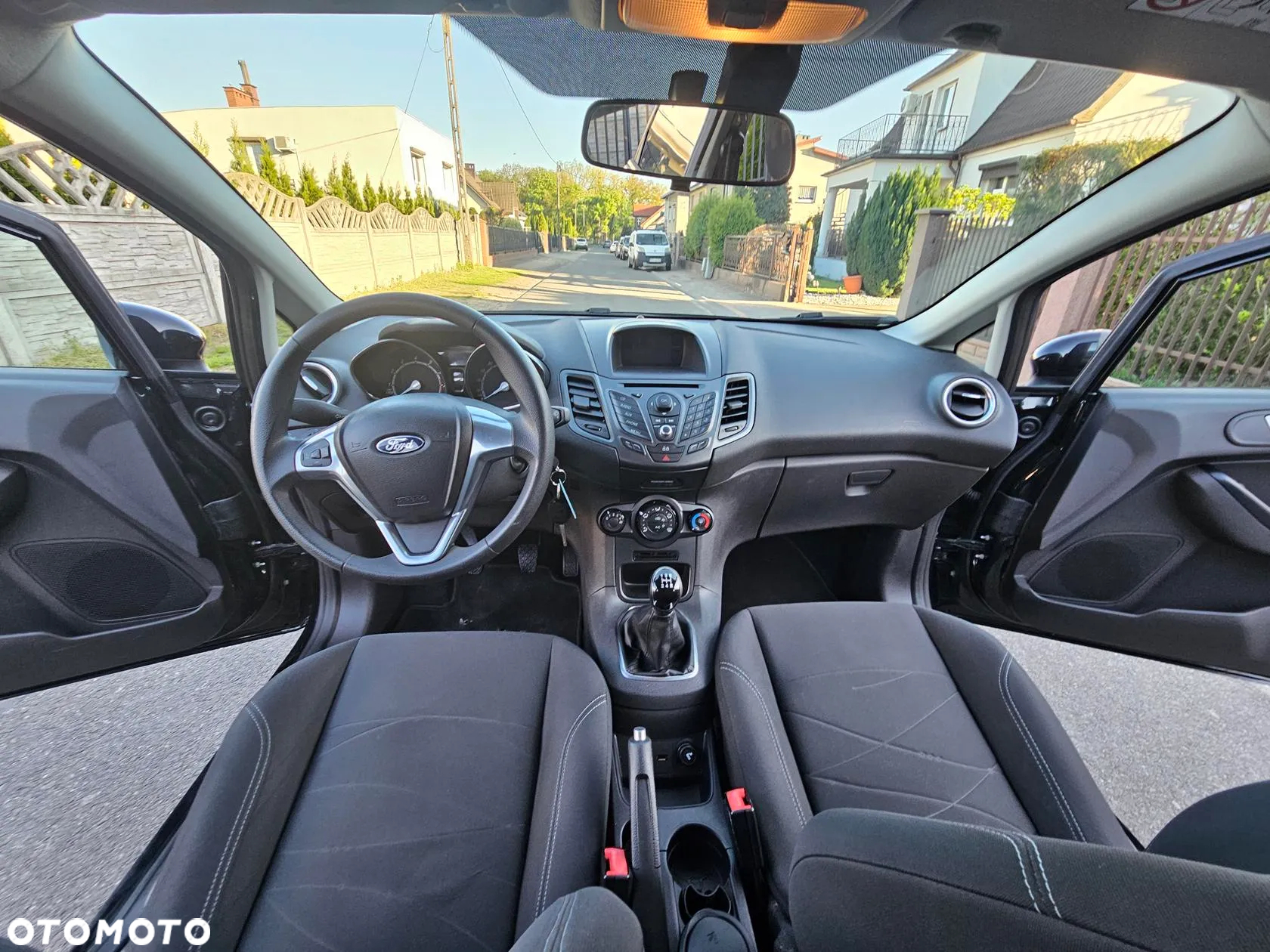 Ford Fiesta 1.0 Trend - 33