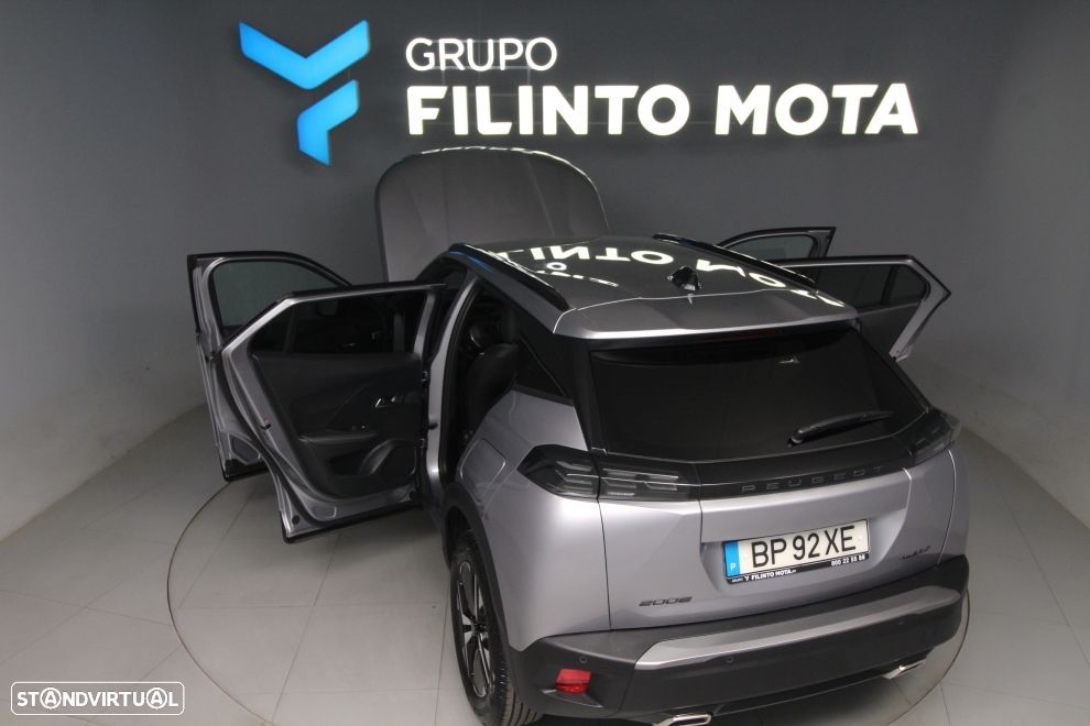 Peugeot 2008 1.2 Hybrid Allure e-DCS6 - 11